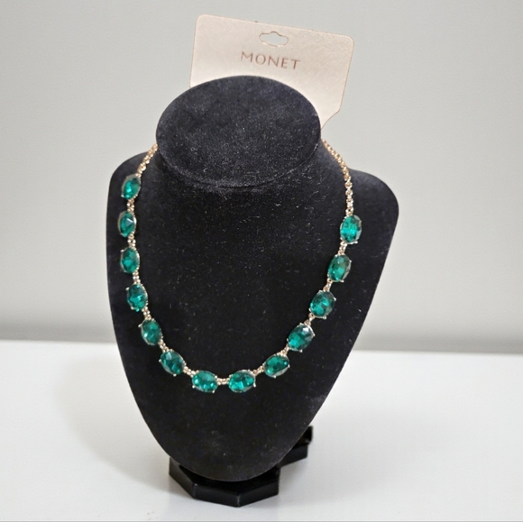 Monet Green Statement Necklace - Picture 3 of 5